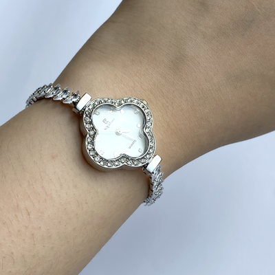 BellaMontre Fleur Blanche