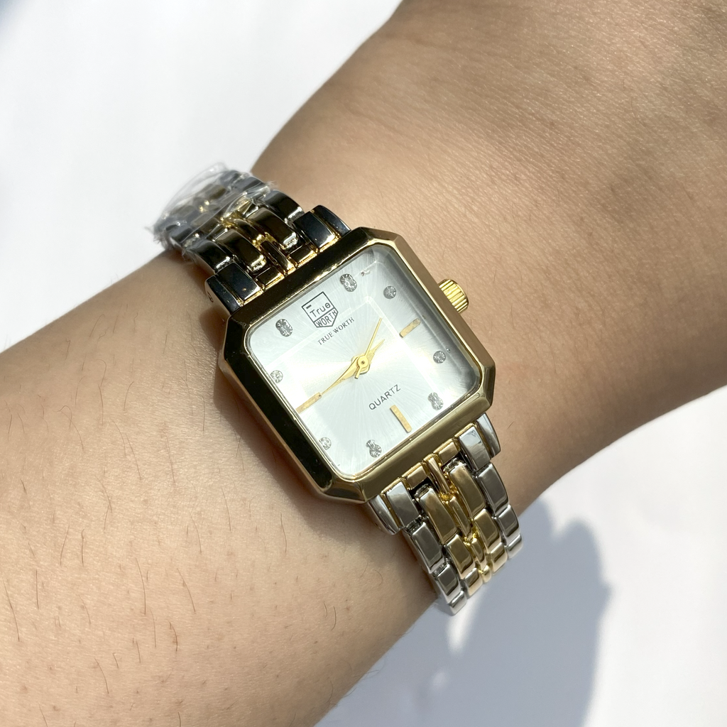 BellaMontre Élégance Carrée